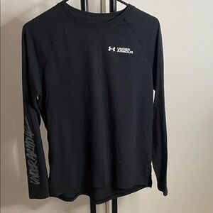 Under Armour Black Long Sleeve Performance Top Sz M
